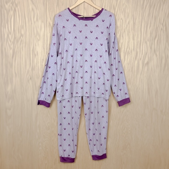 Disney Character Cozy Purple Minnie Mouse Pajama Set - Picture 4 of 16